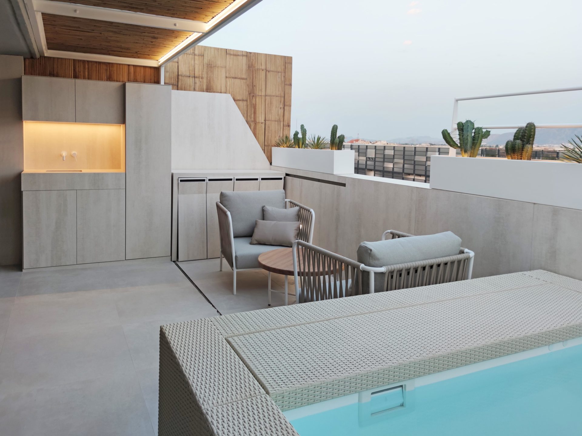 terraza con vistas y piscina 6